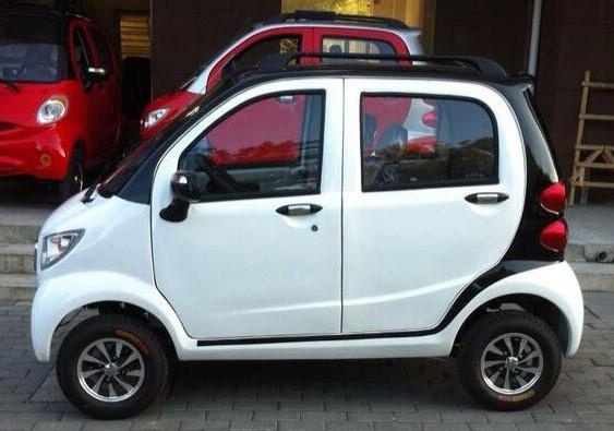 Oto dien mini chi 1.500 USD gay sot o Trung Quoc hinh anh