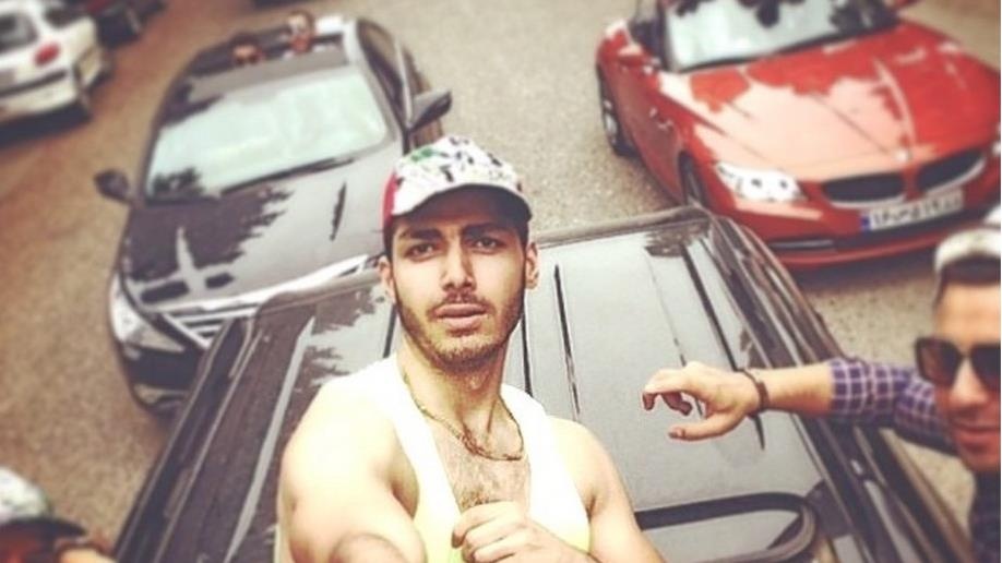 Thoi quen tieu tien cua rich kids o Iran hinh anh