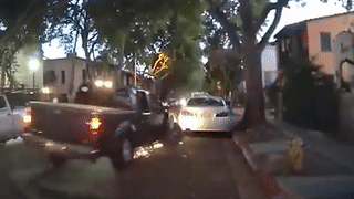 Oto mat lai dam lien tiep nhieu phuong tien tren duong hinh anh