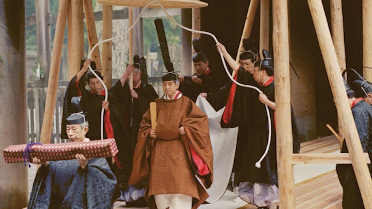 Nghi le cuoi cung trong su kien ke vi cua Nhat hoang hinh anh