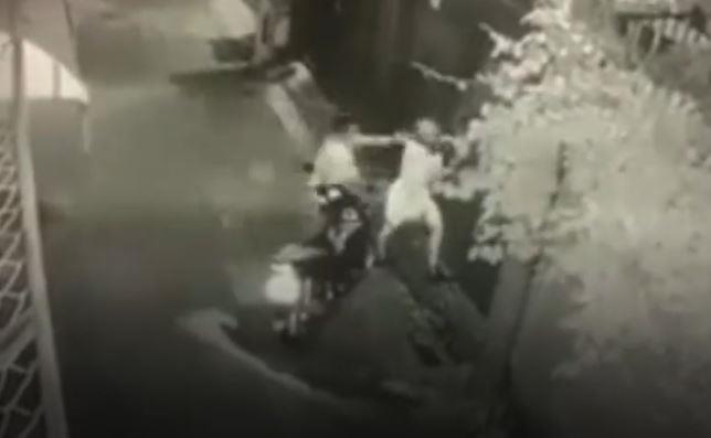 Co gai bat ngo bi nam thanh nien de xuong duong sam so hinh anh