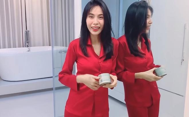 Cong Vinh tang Thuy Tien xap tien trong ngay sinh nhat hinh anh