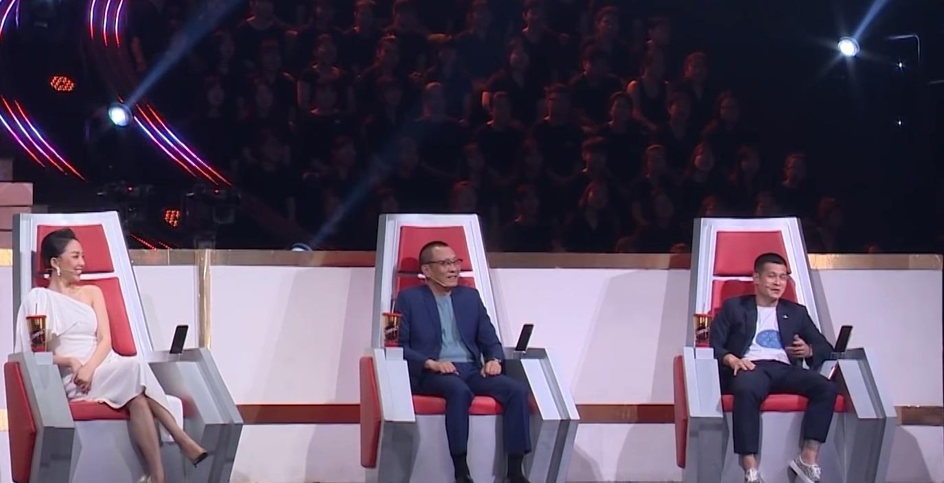 Nha bao Lai Van Sam khien Viet Tu so hai khi tham gia Sieu tri tue VN hinh anh