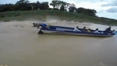 Lai xuong may roi xuong song hinh anh