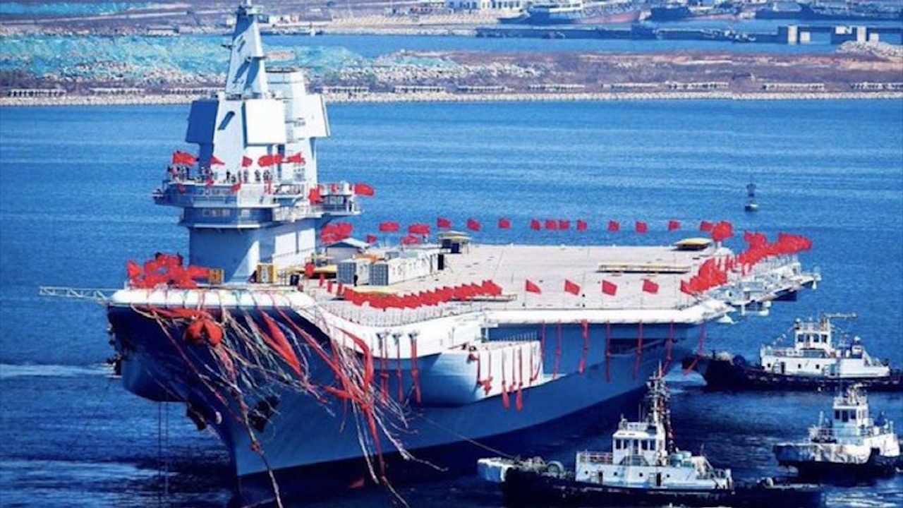 Tau san bay noi dia dau tien cua Trung Quoc di vao hoat dong hinh anh