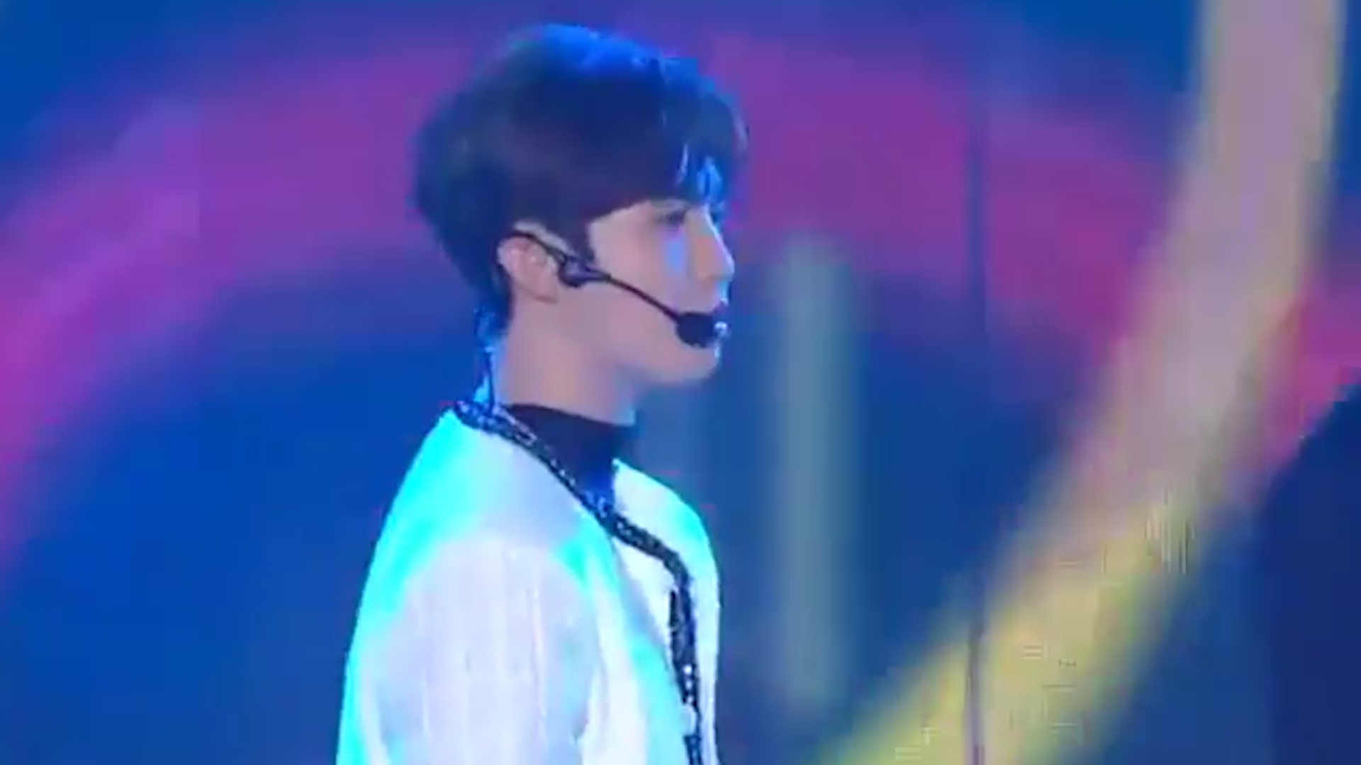 MBC cat ngang man trinh dien cua Kim Jae Hwan hinh anh