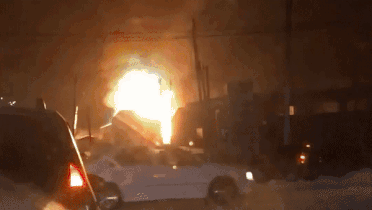 No tram xang lon khien khoi bay nghi ngut hinh anh