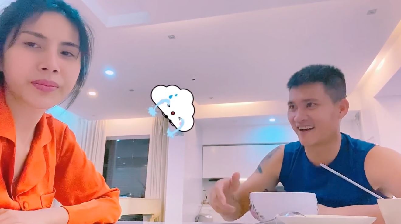 Cuoc song doi thuong cua Thuy Tien - Cong Vinh hinh anh