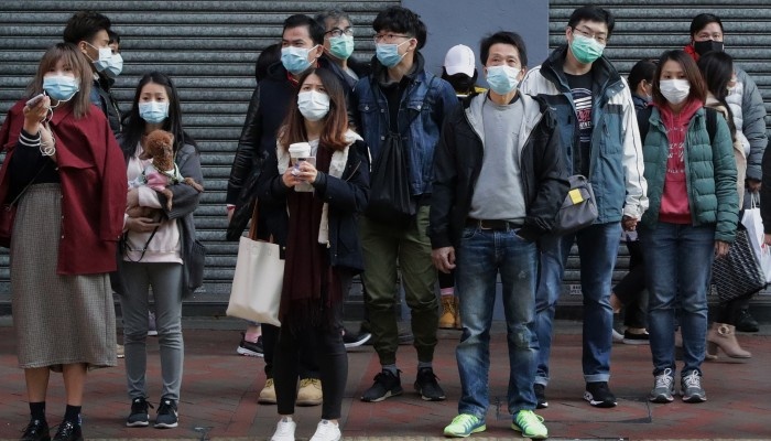 Mac ket o Vu Han, dan mo cua so hat nhung gioi chuc yeu cau ngung lai hinh anh