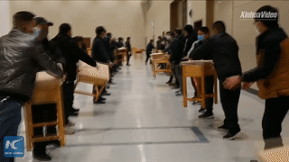 Trung tam hoi nghi tro thanh benh vien da chien sau 24 gio o Vu Han hinh anh