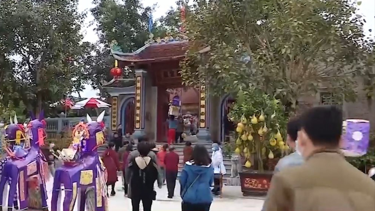 Lua dao o den, chua dau nam: Ve den nha van chua biet bi lua hinh anh