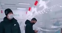 Boc nhua ca quay thuoc de phong chong dich benh hinh anh