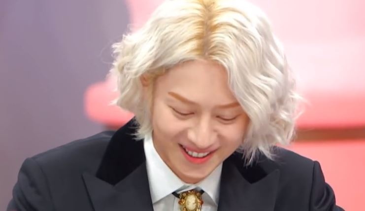Heechul (Super Junior) nguong khi bi nhac chuyen yeu Momo (TWICE) hinh anh