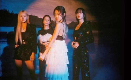 Black Pink tao dang theo dieu nhac cua Selena Gomez hinh anh