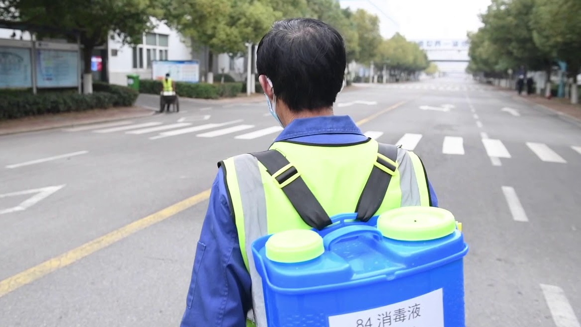 Quyet chien virus corona, cac doanh nghiep Trung Quoc tro lai lam viec hinh anh