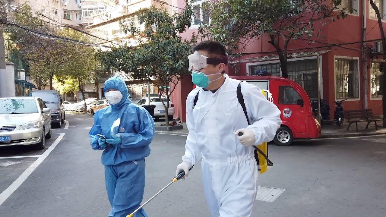 'Tien tuyen' chong virus corona o Vu Han khong chi co bac si hinh anh