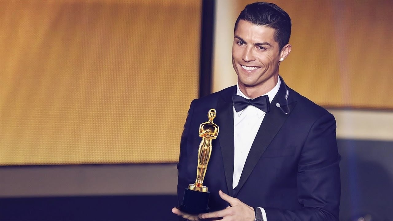 Ronaldo tiet lo mong muon thi dau them vai nam nua hinh anh