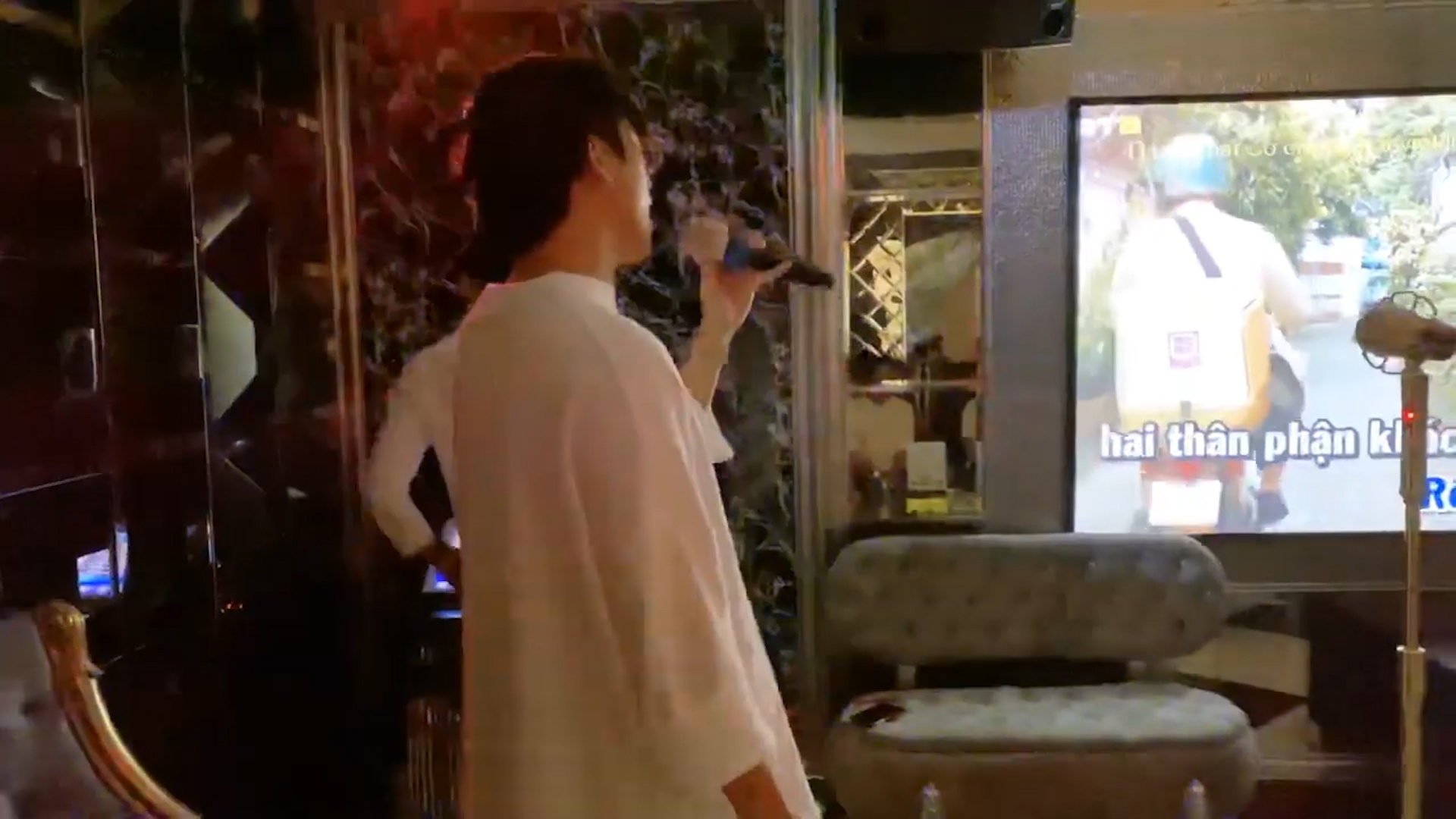 Tuan Tran song ca cung Truc Nhan 'Co chang trai viet len cay' hinh anh