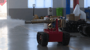 Robot khu trung chong lai su lay lan cua virus corona hinh anh