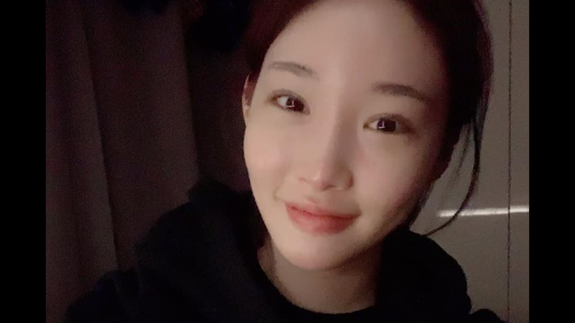 Chung Ha len tieng tin 3 quan ly nhiem Covid-19 hinh anh