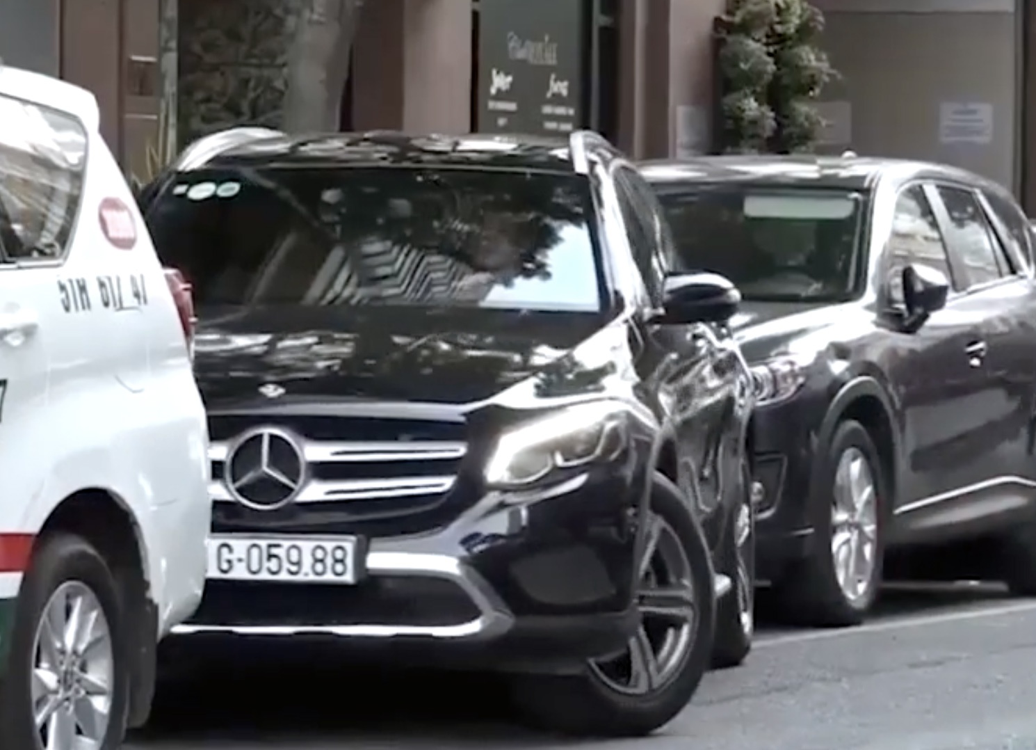 Bao ke thu tien do xe o TP.HCM hinh anh