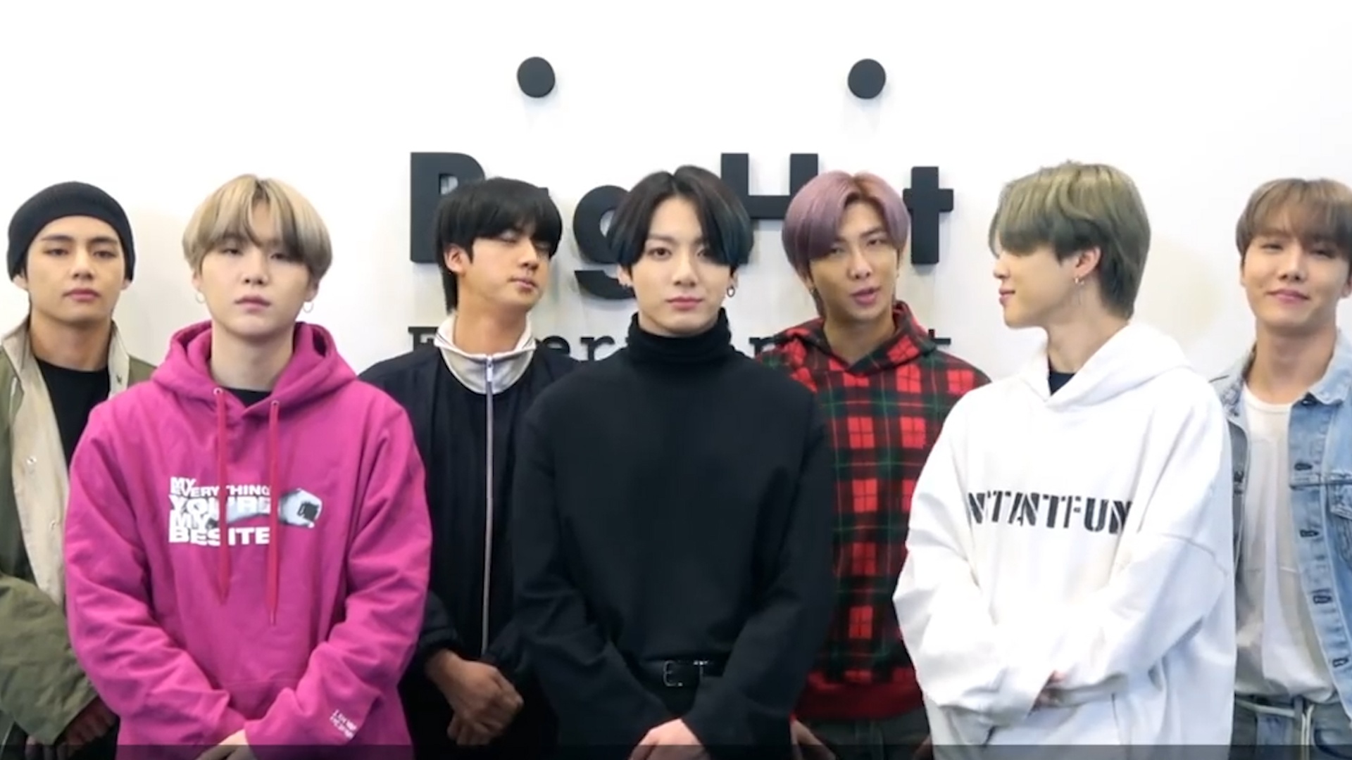 Dan nghe si nhac fan han che tap trung dong nguoi hinh anh