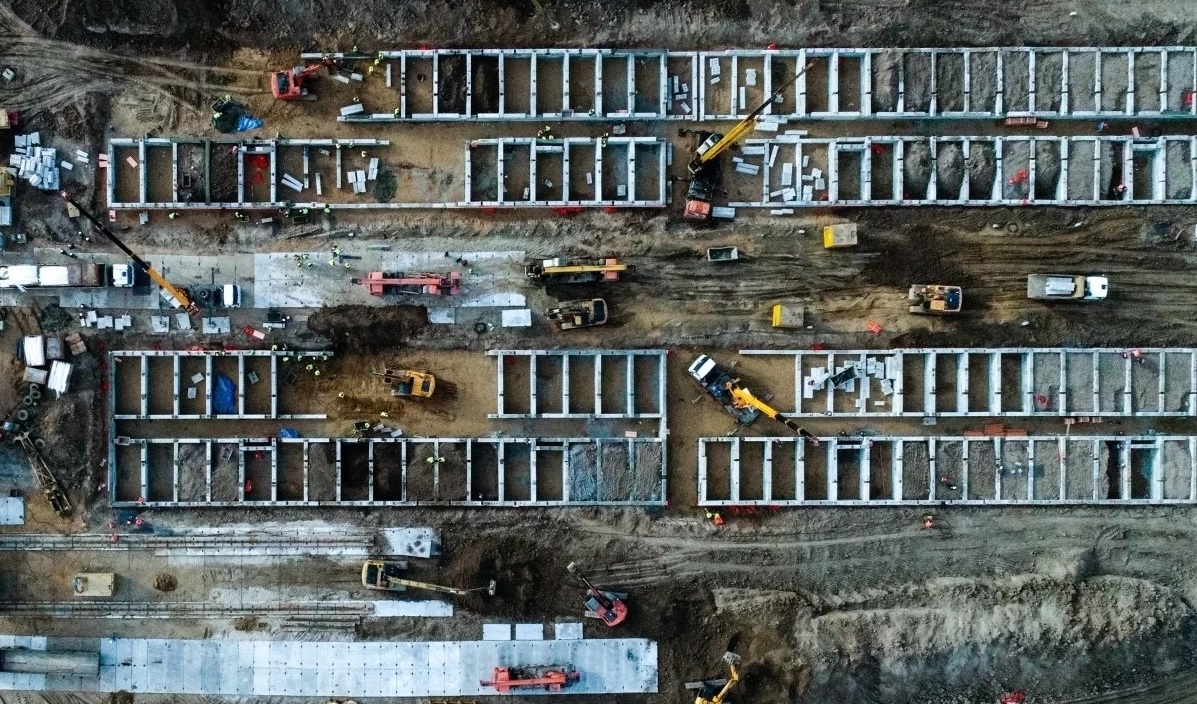 Nga gap rut xay dung benh vien da chien doi pho benh dich hinh anh