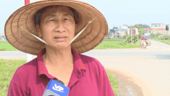 Dang phong van ve tai nan, camera quay duoc canh dam xe phia sau hinh anh