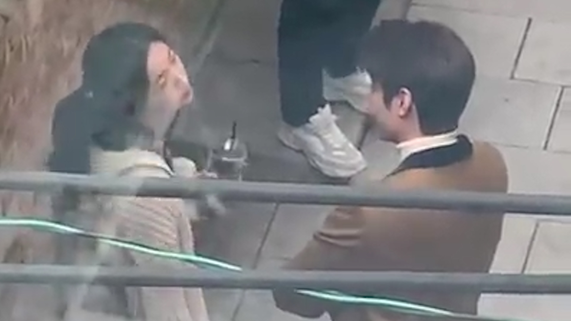 Lee Min Ho va Kim Go Eun dua gion tren phim truong hinh anh