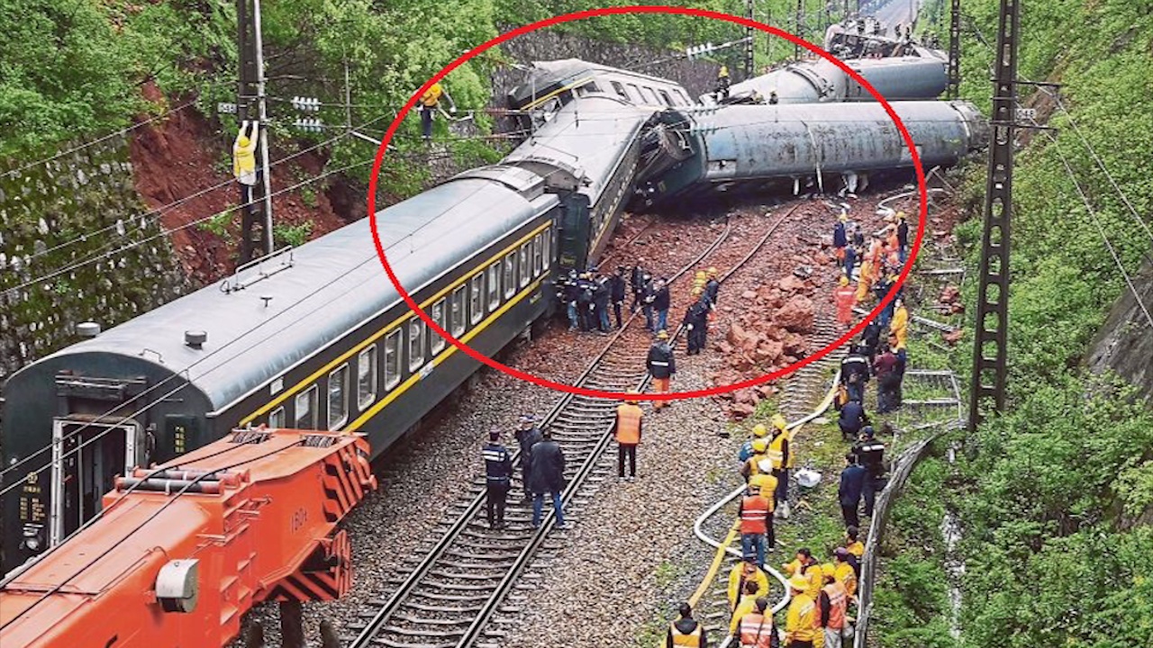 Tau bi trat banh gay tai nan khien mot tram nguoi bi thuong hinh anh