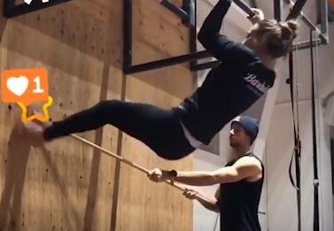 Cach tap luyen giup ban ran chac nhu Ronaldo hinh anh