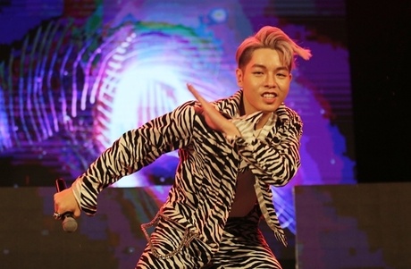 Duc Phuc cover vu dao 'ON' cua BTS hinh anh