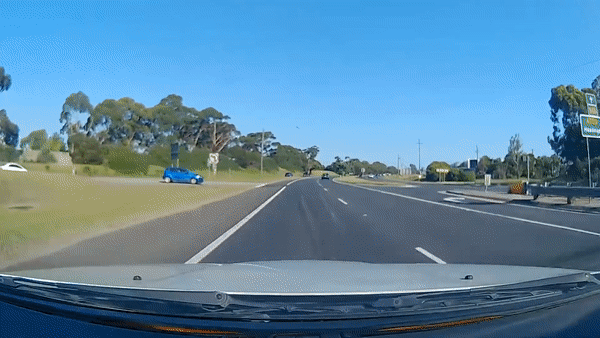 Oto sang duong au gay tai nan lien hoan hinh anh