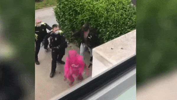 Canh sat vat nga nguoi vi pham lenh phong toa o Tay Ban Nha hinh anh