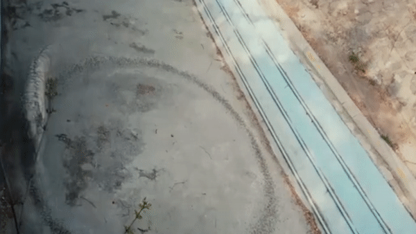 Bi giam cam, ho trang lien tuc di vong tron o so thu Bac Kinh hinh anh