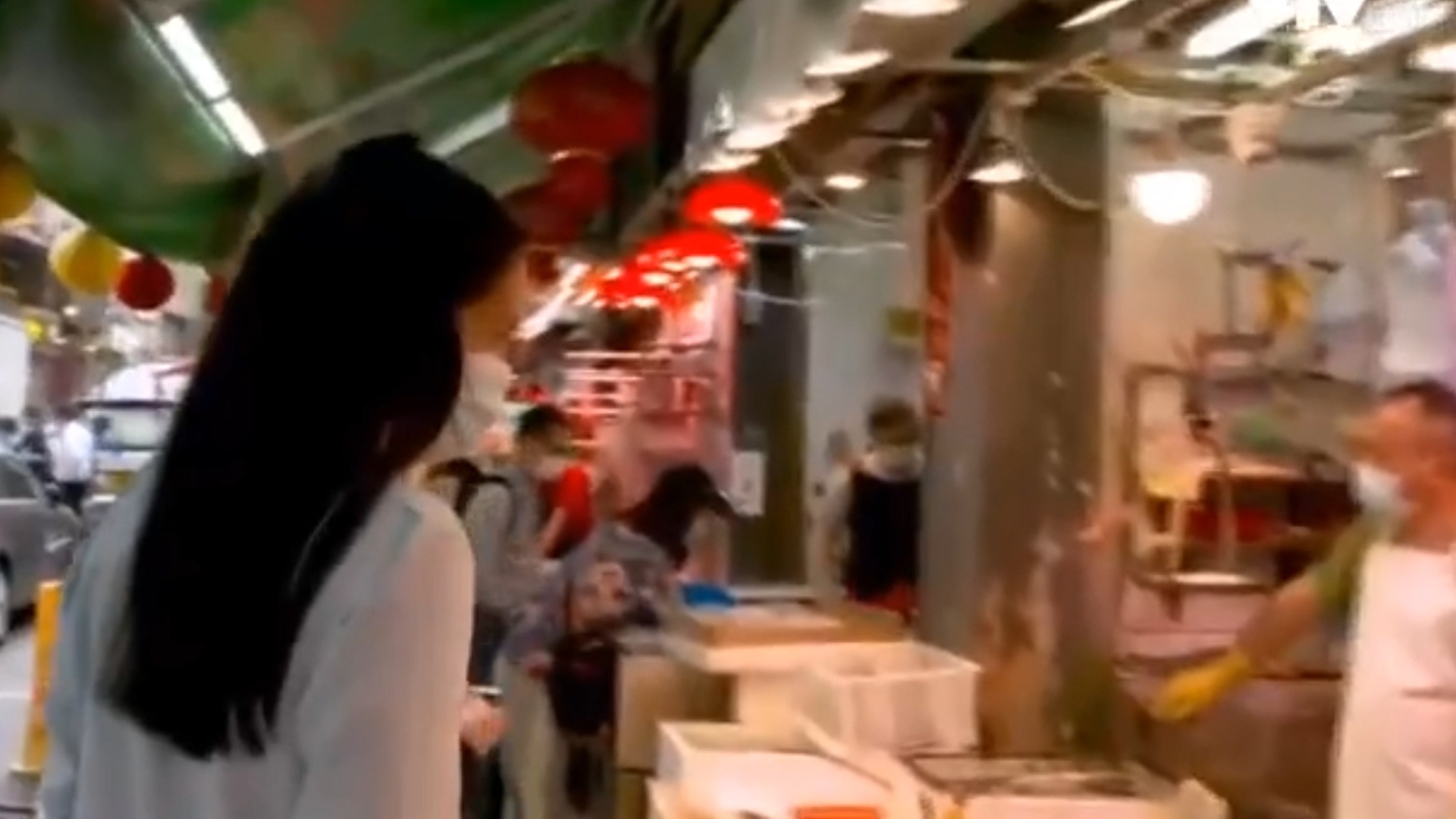 Cho truyen thong chau A 'oan uong' vi dich Covid-19 hinh anh