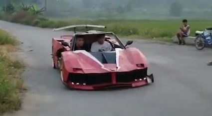 Tu lam sieu xe Ferrari chi voi 200 USD hinh anh