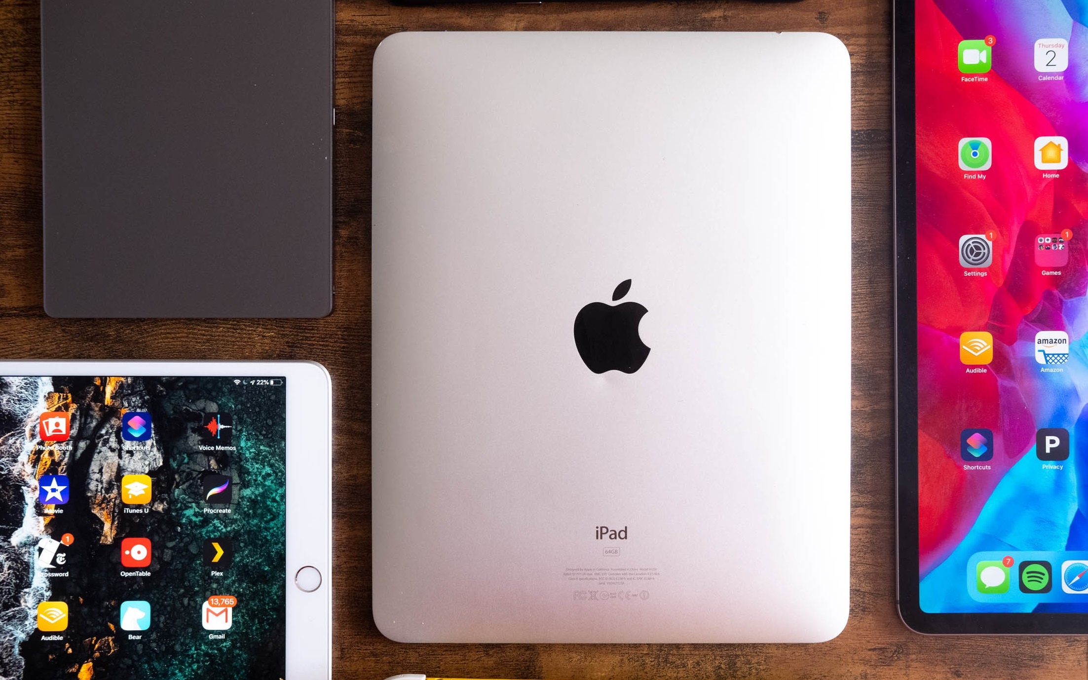 Vi sao cac doi thu deu tro thanh 'bai tuong' duoi tay iPad hinh anh