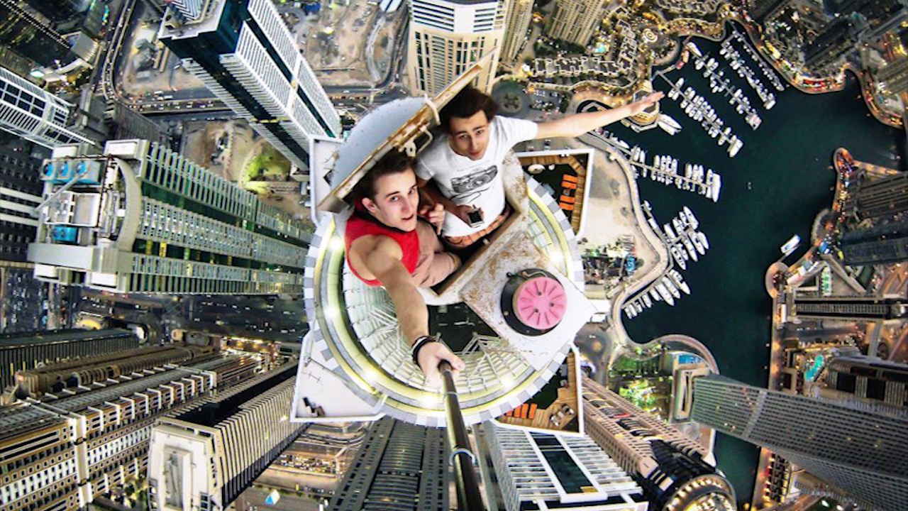 Tu vong vi selfie voi sung va nhung cai chet ngo ngan hinh anh