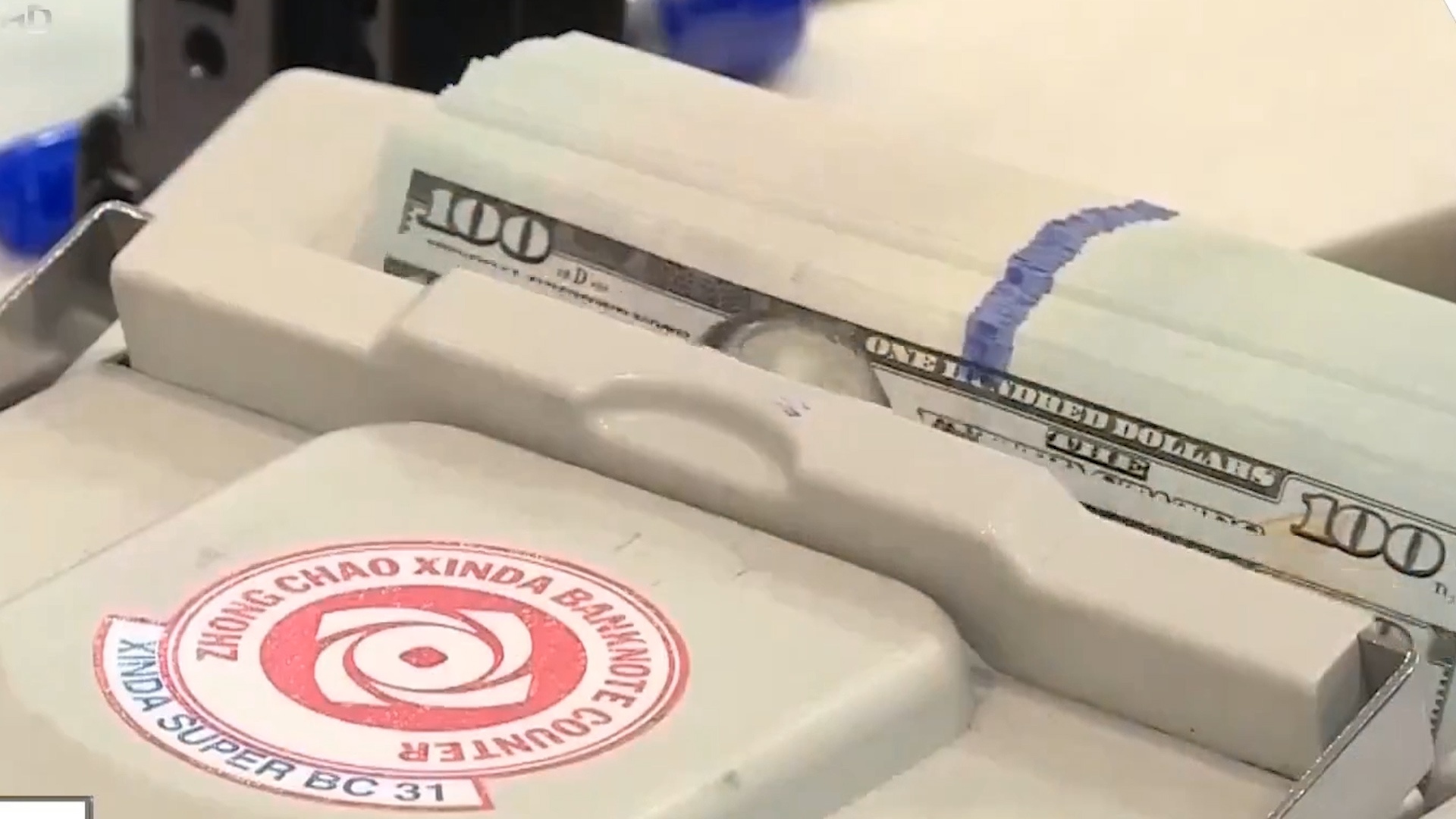 Nhap vao link la, tai khoan ngan hang 'boc hoi' gan 850 trieu dong hinh anh