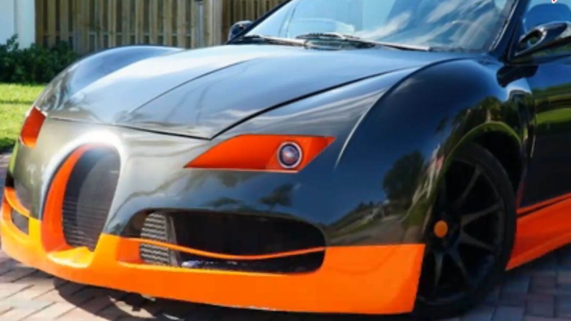 Sieu xe Bugatti Veyron nhai duoc rao ban 4.500 USD hinh anh