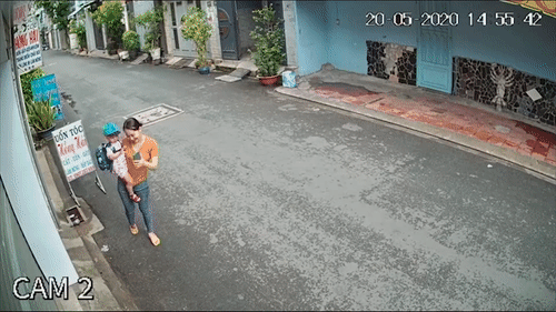 Cuop giat dien thoai nhanh nhu chop o TP.HCM hinh anh