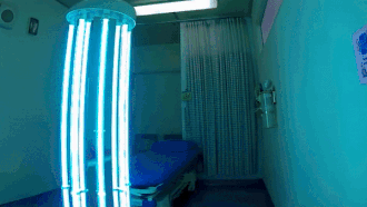 Robot khong nguoi lai khu trung bang tia UV hinh anh