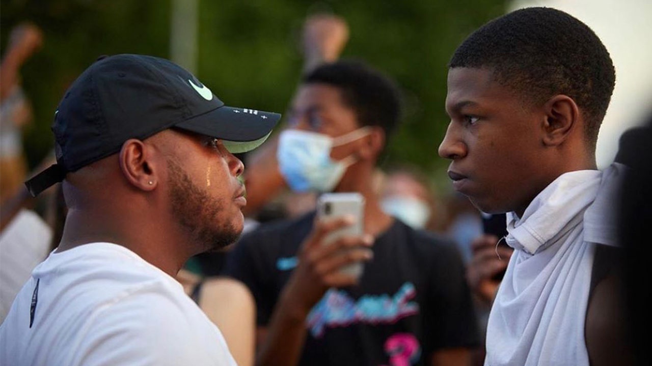 Loi ‘gan ruot’ cua nguoi dan ong bieu tinh khien nuoc My lay dong hinh anh