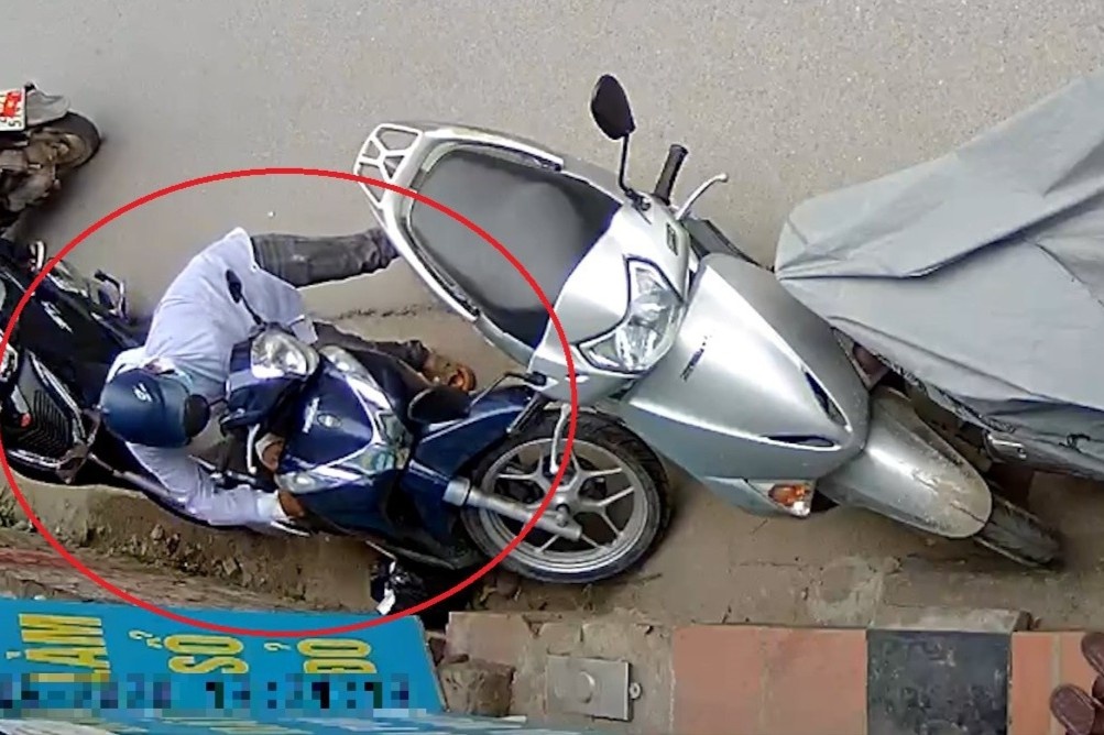 Trom be khoa xe SH o Ha Noi hinh anh