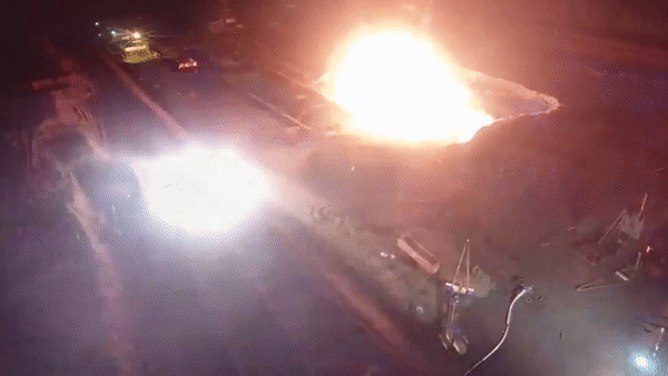 Quan doi Nga ban sung chong tang vao gieng dau de dap lua hinh anh