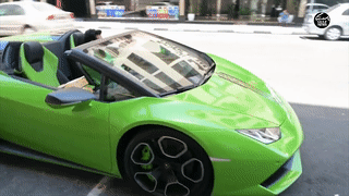 Lamborghini Huracan duoc dung de giao xoai tai Dubai hinh anh