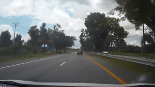 Nhanh cay do xuong duong suyt gay tai nan cho oto hinh anh