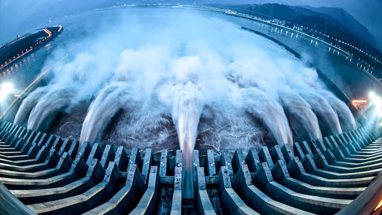 Dap Tam Hiep gong minh the nao giua mua mua lu hinh anh