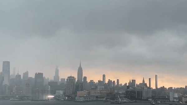 Toa nha Empire State bi set danh trung o My hinh anh